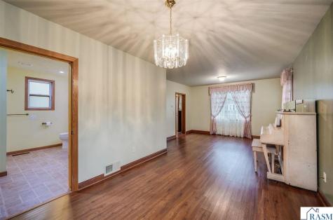 616 Range Street North Mankato MN 56003