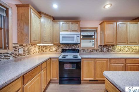 616 Range Street North Mankato MN 56003