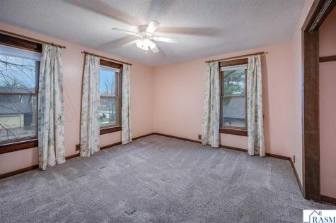 616 Range Street North Mankato MN 56003