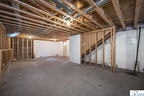 616 Range Street North Mankato MN 56003