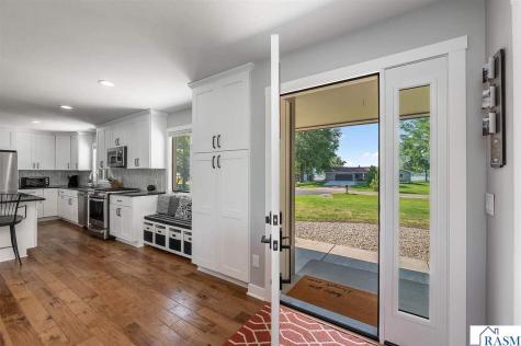 6211 Shamrock Drive Madison Lake MN 56063