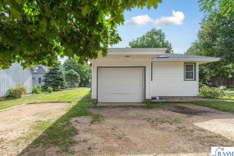 509 W College Avenue St. Peter MN 56082