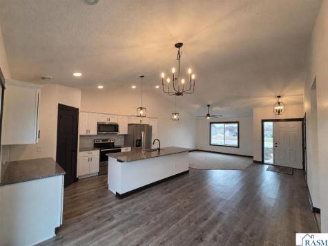 350 NE Stoneridge Lane Owatonna MN 55060-1229