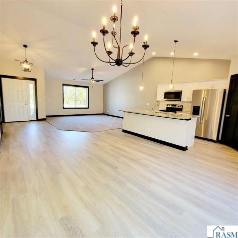 1088 Cullen Street St. Peter MN 56082-7545