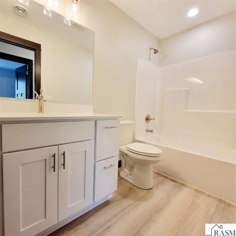 1088 Cullen Street St. Peter MN 56082-7545