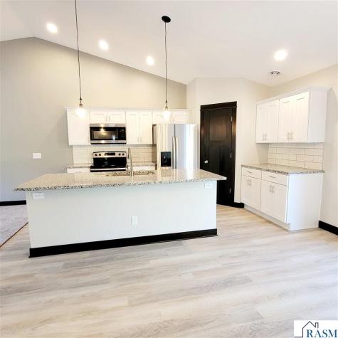 1088 Cullen Street St. Peter MN 56082-7545