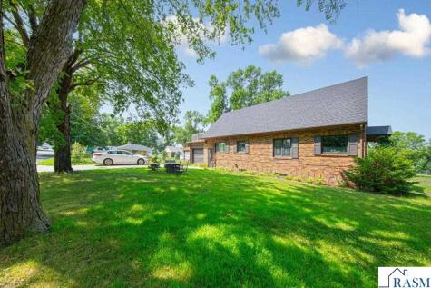 116 E Clinton Street Arlington MN 55307