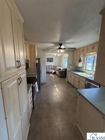 31 E Lake Avenue Minnesota Lake MN 56068
