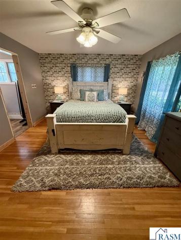 31 E Lake Avenue Minnesota Lake MN 56068