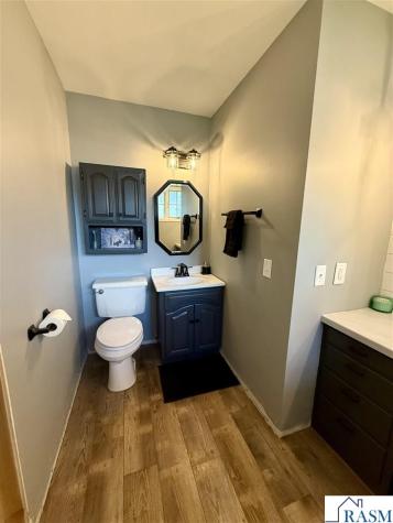 31 E Lake Avenue Minnesota Lake MN 56068