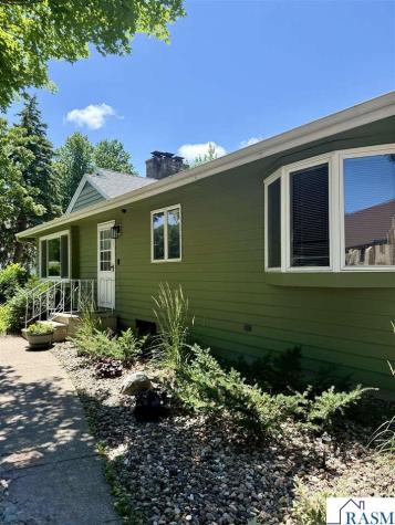 31 E Lake Avenue Minnesota Lake MN 56068