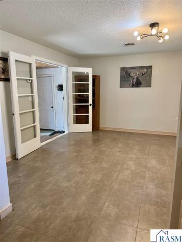 31 E Lake Avenue Minnesota Lake MN 56068