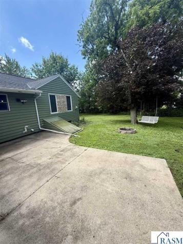 31 E Lake Avenue Minnesota Lake MN 56068