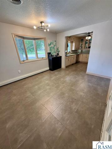 31 E Lake Avenue Minnesota Lake MN 56068