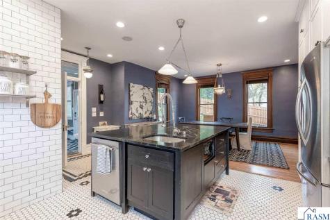 703 N 6th Street Mankato MN 56001