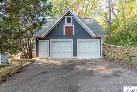703 N 6th Street Mankato MN 56001