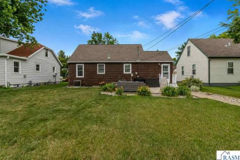 1115 N Jefferson Street New Ulm MN 56073