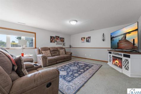 217 Inverness Drive Mankato MN 56001