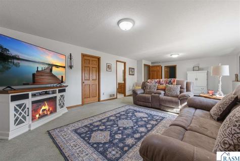 217 Inverness Drive Mankato MN 56001