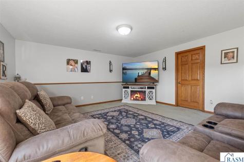 217 Inverness Drive Mankato MN 56001