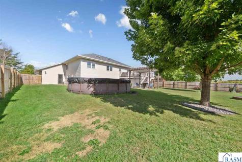 217 Inverness Drive Mankato MN 56001