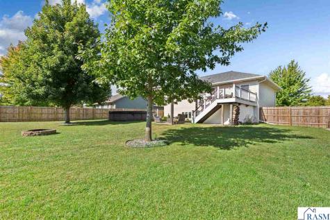 217 Inverness Drive Mankato MN 56001