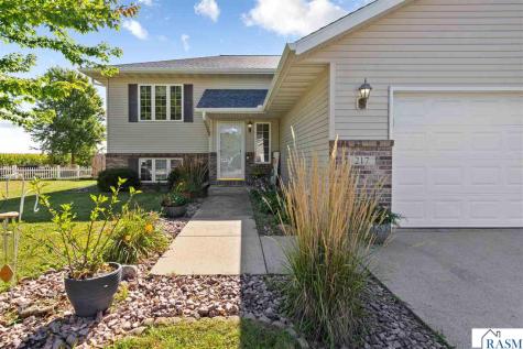 217 Inverness Drive Mankato MN 56001