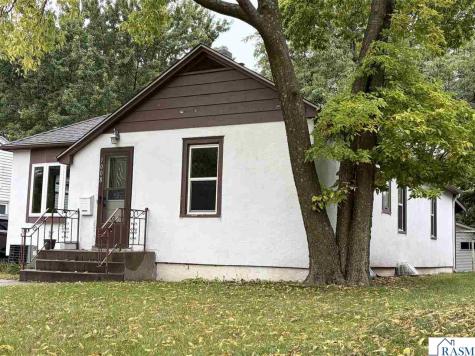 1008 Broadway Street South New Ulm MN 56073
