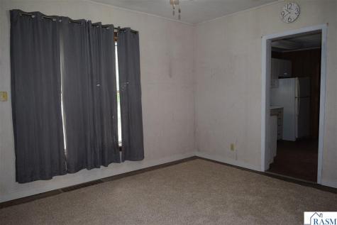 606 S Main Blue Earth MN 56013