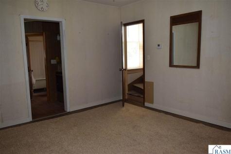 606 S Main Blue Earth MN 56013