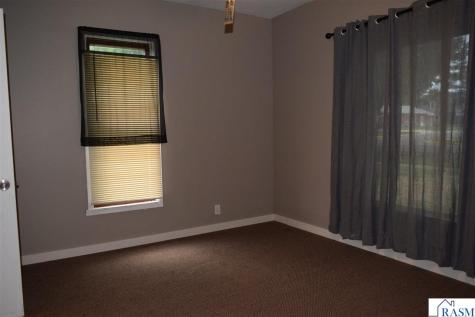 606 S Main Blue Earth MN 56013