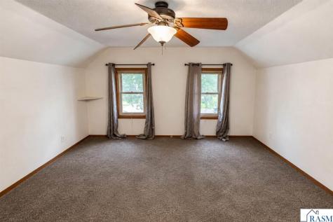 521 Park Lane Mankato MN 56001