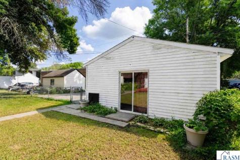 521 Park Lane Mankato MN 56001