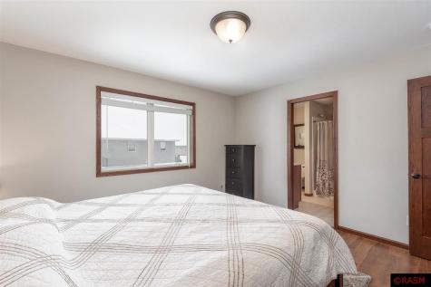 101 Arrowwood Court Mankato MN 56001