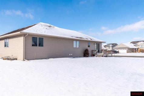 101 Arrowwood Court Mankato MN 56001