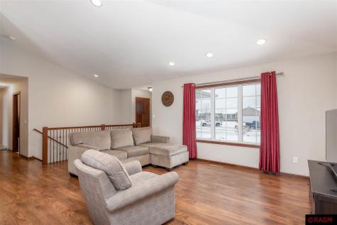 101 Arrowwood Court Mankato MN 56001