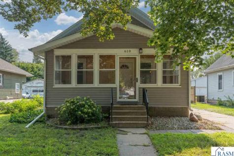 610 Lyndale Street North Mankato MN 56003