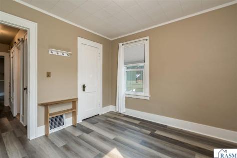610 Lyndale Street North Mankato MN 56003
