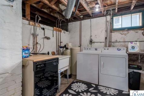 610 Lyndale Street North Mankato MN 56003
