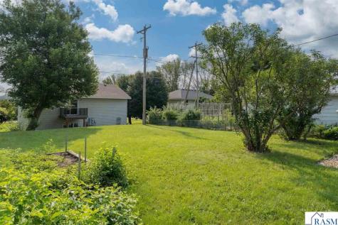 610 Lyndale Street North Mankato MN 56003