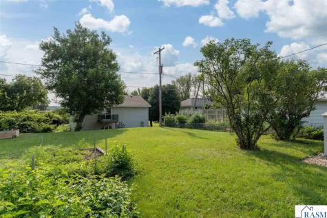 610 Lyndale Street North Mankato MN 56003