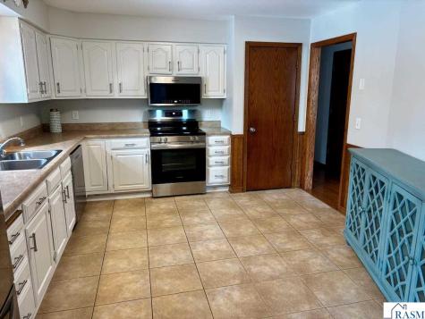 840 N 9th Street St. Peter MN 56082