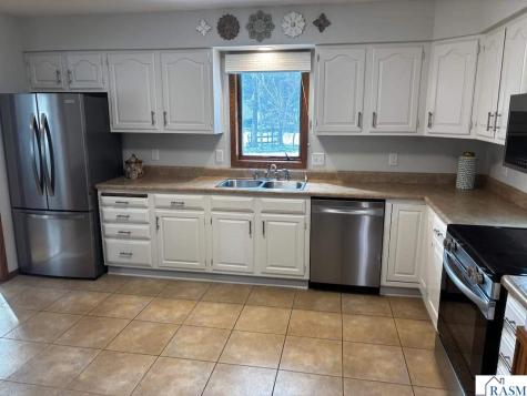 840 N 9th Street St. Peter MN 56082
