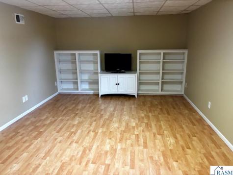 840 N 9th Street St. Peter MN 56082