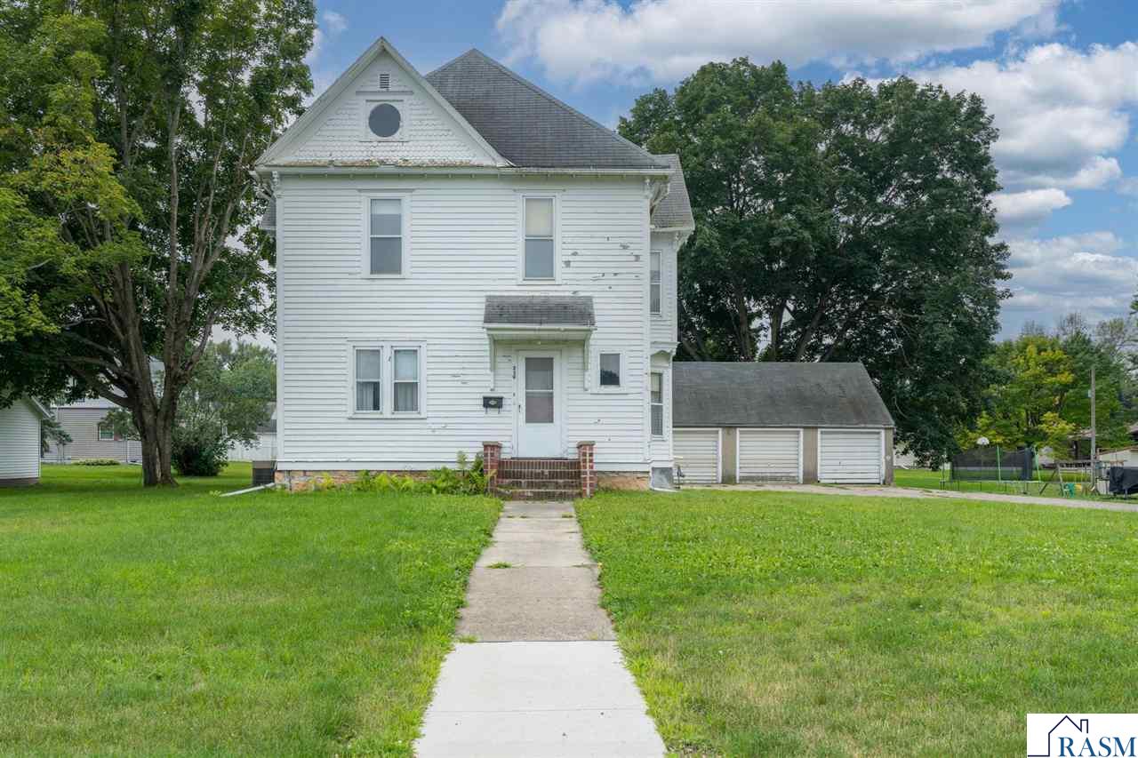 216 Cleveland Avenue W Winnebago MN 56098