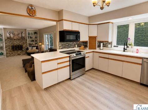 1535 Nottingham Drive North Mankato MN 56003