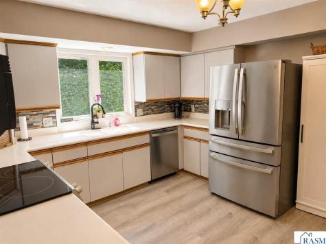 1535 Nottingham Drive North Mankato MN 56003