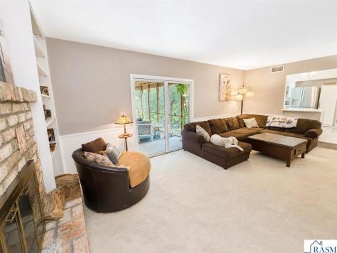 1535 Nottingham Drive North Mankato MN 56003