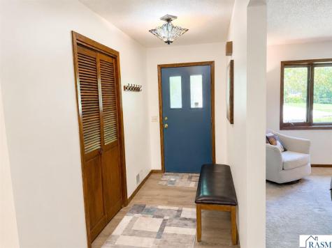 1535 Nottingham Drive North Mankato MN 56003