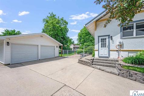 808 SE 3rd Avenue Waseca MN 56093
